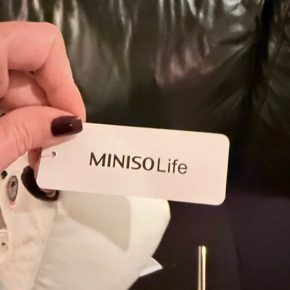 MINISO Life Plush Toy - White and Black - Picture 4 of 4
